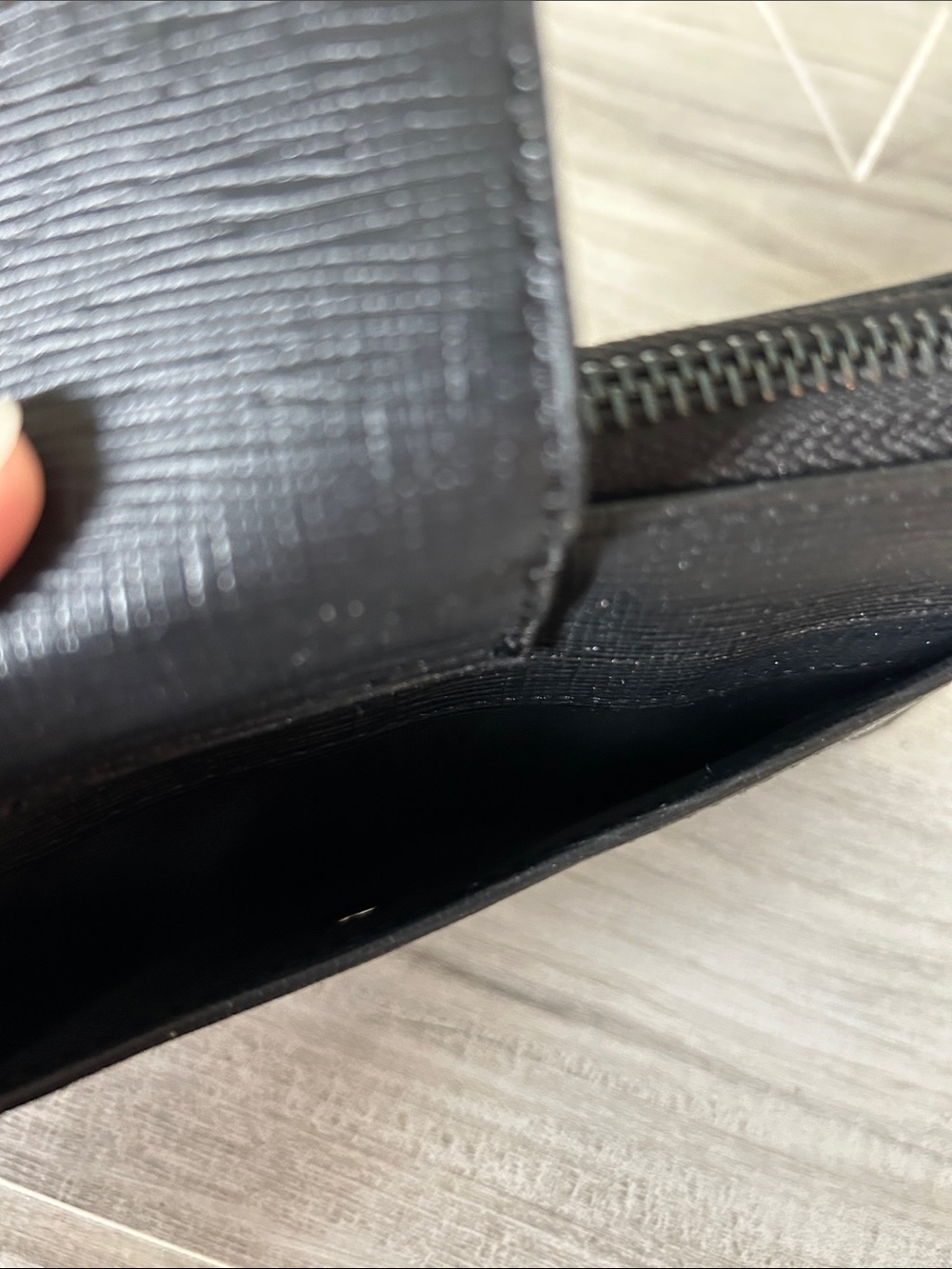 Badgley Mischka black Textured Wallet with Metallic BM Logo - Picture 6 of 13